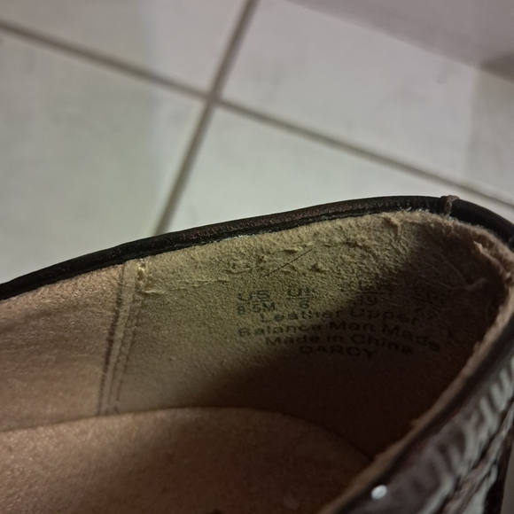 Naturalizer Loafers Women's 8.5 Brown Leather Tassels Penny Loafers Heeled - Picture 5 of 6